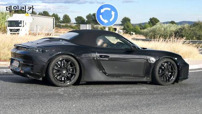 포르쉐, 718 박스터 스파이샷 (출처 오토익스프레스)