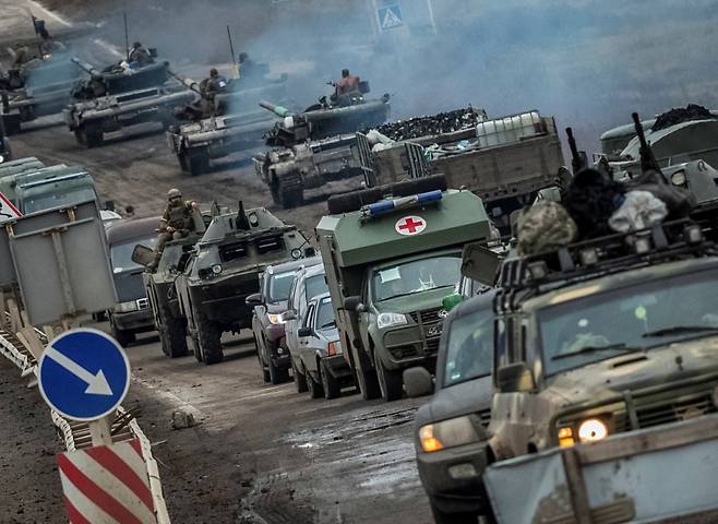 18일(현지시간) 우크라이나 남부 헤르손의 우크라이나군 모습/로이터=뉴스1