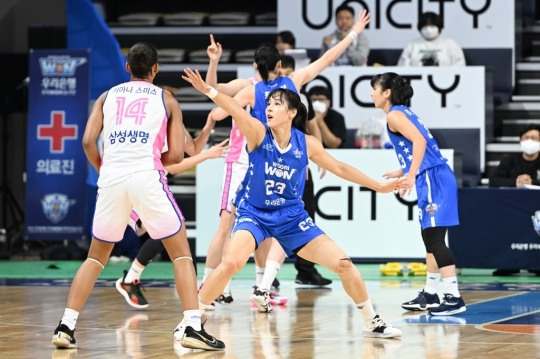 공수에서 맹활약한 김단비
[WKBL 제공]