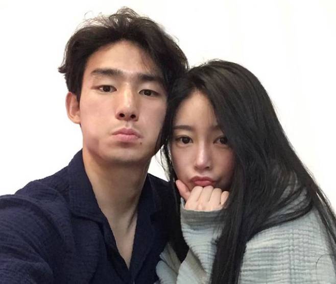 축구선수 조유민, 가수 소연.  사진| 소연 SNS