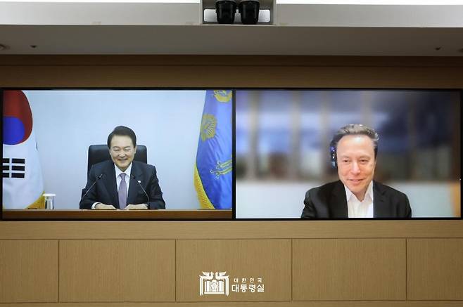 윤석열 대통령과 만난 일론 머스크 (사진 = 대통령실)