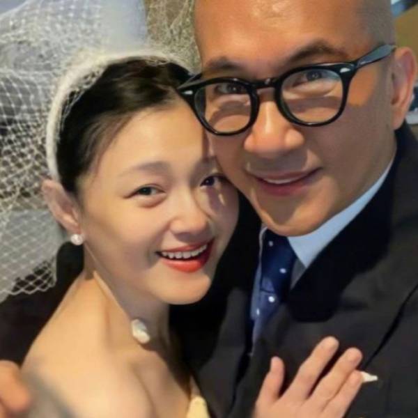 클론 출신 구준엽의 부인 서희원이 전 시어머니가 무차별적인 폭로에 나서자 대응에 나섰다. 사진은 구준엽·서희원 부부. /사진=서희원 인스타그램