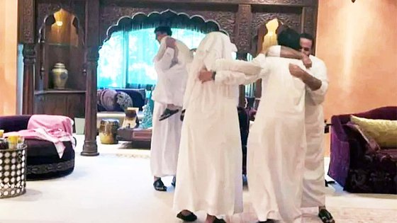 승리에 기뻐하는 무함마드 빈 살만 사우디 왕세자 가족 / 빈 살만 왕세자 인스타그램