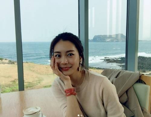 ‘하트시그널2’ 출신 배우 송다은이 악플러를 고소했다. 사진=송다은 인스타그램