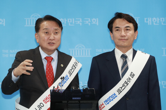 김영환 충북지사와 김진태 강원지사