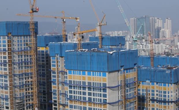 서울 강동구 둔촌주공 재건축 현장 모습. 사진=연합뉴스