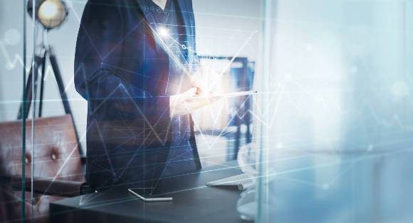 금융소비자가 하나의 플랫폼에서 기존의 대출을 더 유리한 조건의 대출로 비대면·원스톱 이동할 수 있는 대환대출 플랫폼이 내년 5월 출시될 계획이다./사진=이미지투데이