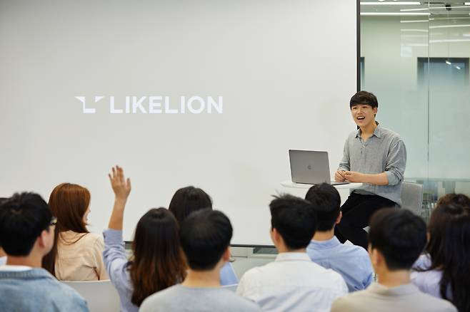 멋쟁이사자처럼의 IT 교육 모습 [멋쟁이사자처럼]