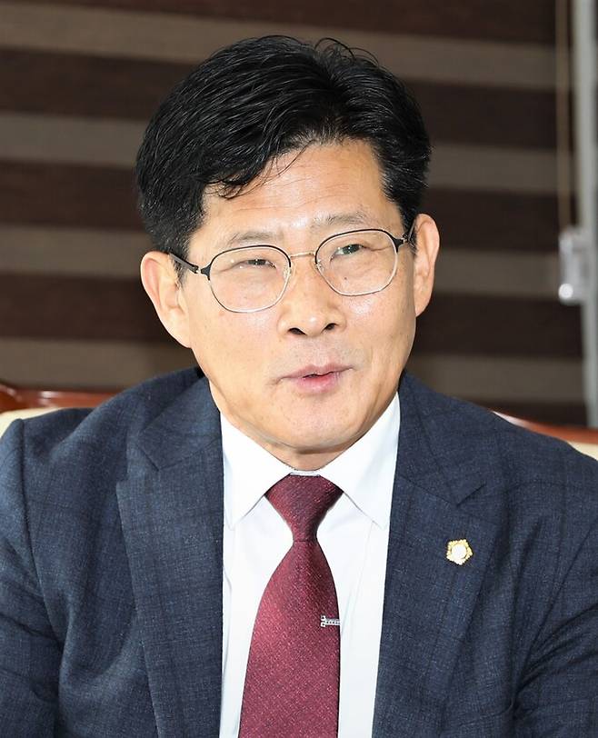 정도희 천안시의회 의장이 지난 25일 의장실에서 세계일보와의 인터뷰에서 행정사무감사에 임하는 각오를 밝혔다.