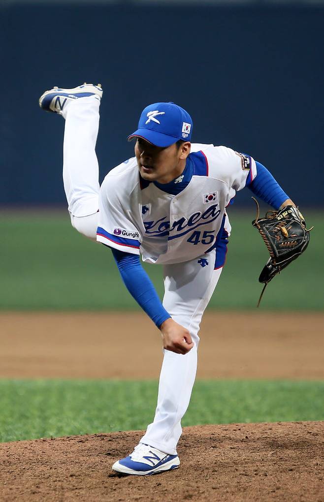 ‘2015 서울 슈퍼시리즈’에서 한국 야구대표팀으로 출전한 임창민. (사진=이데일리DB)