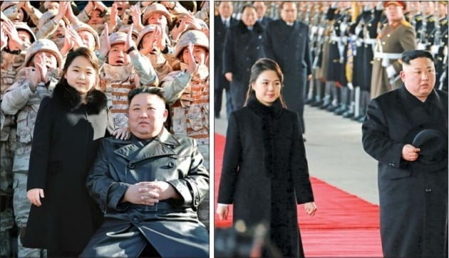 김정은 북한 국무위원장이 딸 김주애(왼쪽 사진)와 함께 화성-17형 발사에 참여한 군인들과 기념사진을 찍었다. 김주애는 어머니 이설주(오른쪽 사진)가 2019년 중국을 방문할 당시 입었던 의상 및 머리 스타일과 비슷한 차림으로 현장에 나타났다.    조선중앙TV 캡처