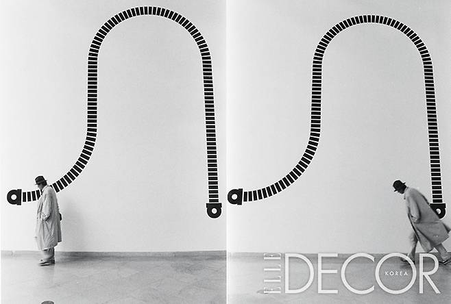 알파벳이 시작되는 글자, a와 한글이 끝나는 글자, ㅎ이 연결된다는 의미의 작품, ‘Alpha_to_Hiut’, 2002.