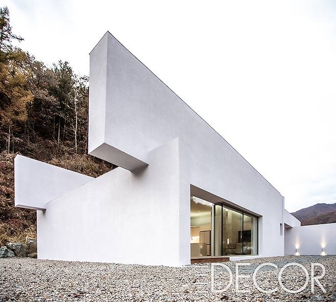 변호사 정재윤이 홍천에 마련한 세건드 하우스.