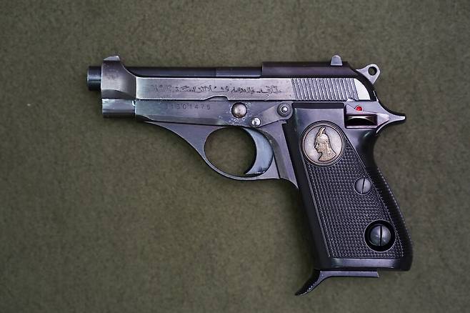 이라크 타리크 권총. 전쟁기념관 제공