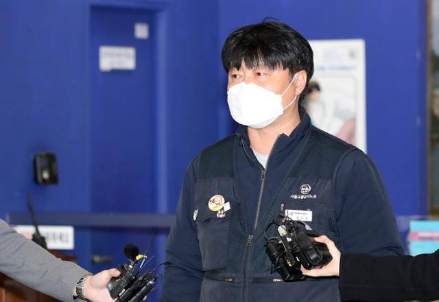 명순필 서울교통공사 노조위원장이 29일 오후 서울 성동구 서울교통공사에서 노사협상 결렬 관련 입장을 전하고 있다. 뉴시스