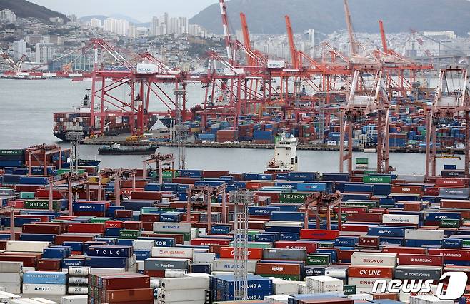 부산항 감만부두 전경. (뉴스1 DB)2021.12.21/뉴스1