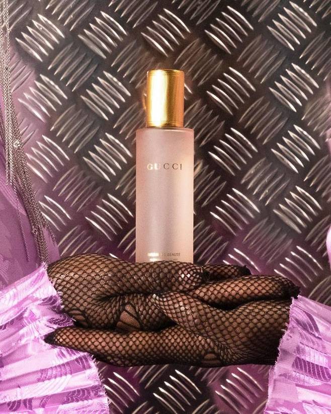 구찌 뷰티 브륌 드 보떼 글로우 하이드레이팅 미스트 프랩 선 앤 리프레시 9만6천원