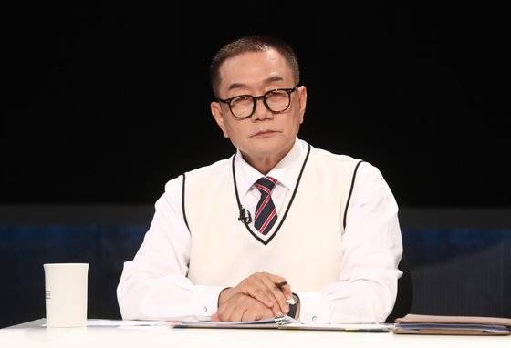 조영달 전 서울시교육감 후보가 지난 5월 23일 오전 서울 영등포구 KBS에서 열린 서울시교육감선거 후보자 토론회에 참석해 있다. 사진 국회사진기자단