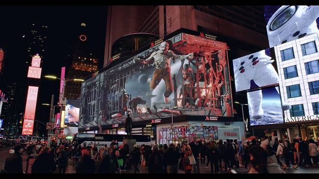 '칼리스토 프로토콜' 뉴욕 타임스퀘어 전광판 홍보영상. /사진=크래프톤