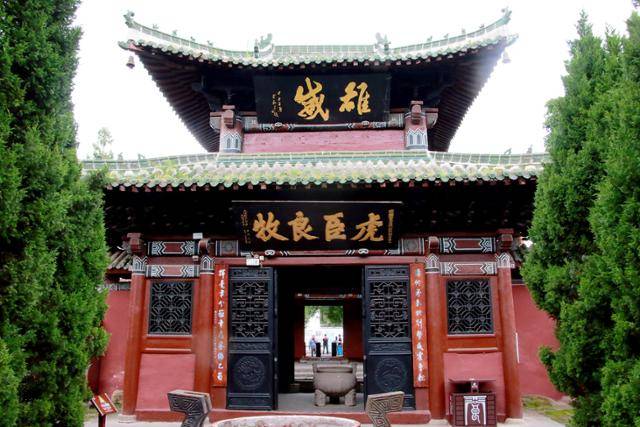 장비 사당인 한환후사의 적만루. ⓒ최종명