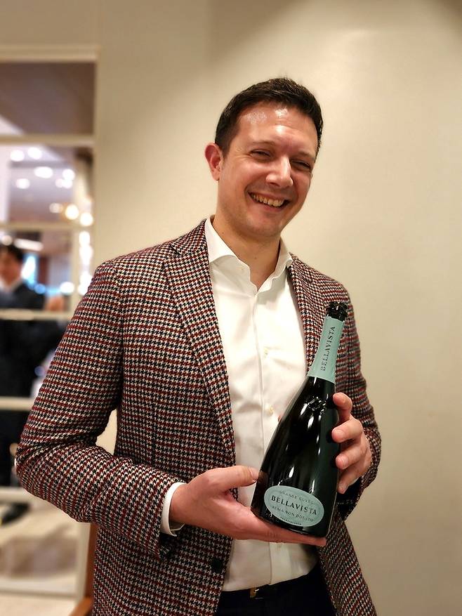 에티카 와인즈 세일즈 매니저 Dario Bergamini.