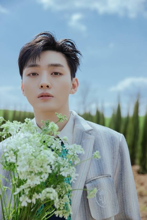 윤지성/DG엔터테인먼트 제공