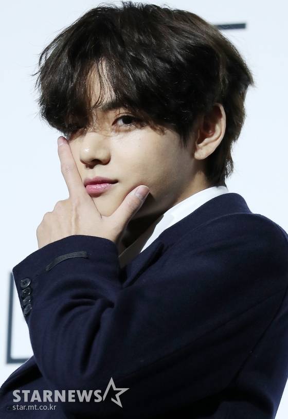 방탄소년단 뷔, 스포티파이 K-OST 3년 연속 1위..'OST 킹'