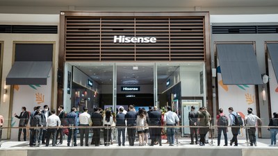 두바이에서 개장한 하이센스의 첫 플래그십 매장 (PRNewsfoto/Hisense)