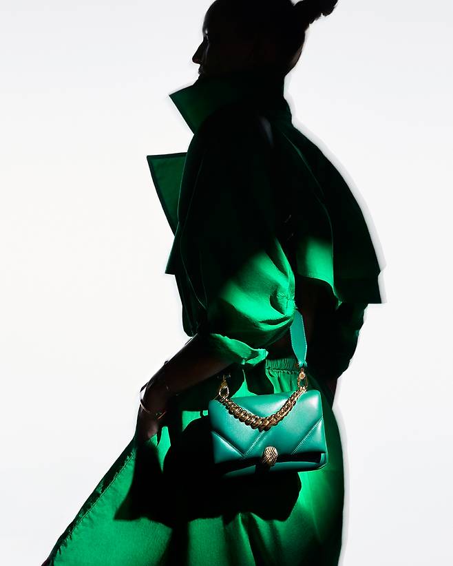 사진 : 불가리(BVLGARI) SS23 세르펜티 액세서리&nbsp;ⓒBVLGARI