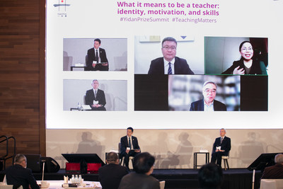 Professor Yongxin Zhu, 2022 Yidan Prize for Education Development Laureate, and Founder of New Education Initiative, and other panelists speak on the 2022 Yidan Prize Summit panel, 'What it means to be a teacher: identity, motivation and skills'