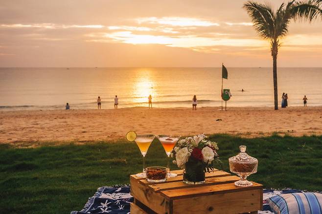 Amber Sands Beach Club