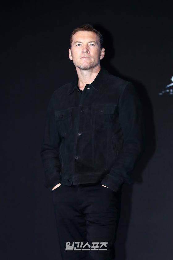 배우 샘 워싱턴이 9일 오전 서울 영등포구 콘래드 서울 호텔에서 진행된 ’아바타: 물의 길‘ 기자간담회에 참석해 포토타임을 갖고 있다. '아바타: 물의 길'은 판도라 행성에서 '제이크 설리'와 '네이티리'가 이룬 가족이 겪게 되는 무자비한 위협과 살아남기 위해 떠나야 하는 긴 여정과 전투, 그리고 견뎌내야 할 상처에 대한 이야기를 그렸다. 오는 14일 개봉. 서병수 기자 qudtn@edaily.co.kr /2022.12.09.