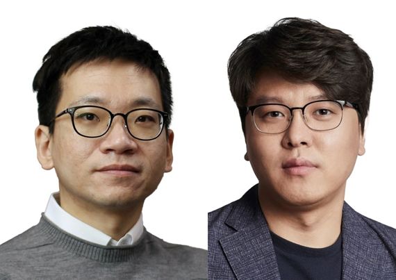 서명은 한국과학기술원(KAIST) 교수(왼쪽)와 노준홍 고려대 교수