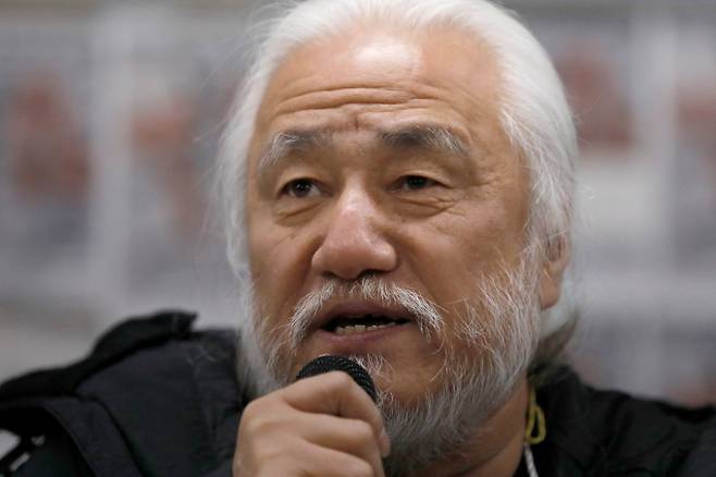 인권위가 전국장애인차별철폐연대 집회 현장에서 위험 물건을 회수하려다 휠체어에 탄 박경석 전장연 대표를 넘어뜨린 경찰관의 행위에 대해 '헌법상 신체 자유 침해'라고 판단했다. 사진은 13일 오전 서울 용산구 삼각지역에서 출근길 시위를 하는 박경석 전장연 대표. /사진=뉴시스