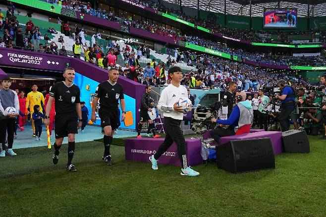 기아 OMBC로 선발된 글로벌 축구 유망주 입장 장면. 기아 제공