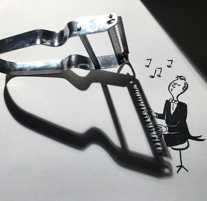 Shadowology by Vincent Bal, Concerto for piano peeler