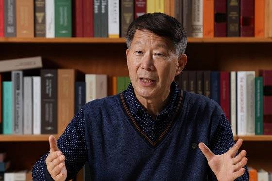 권태환 한국국방외교협회장이 22일 서울 중구 태평로 부영태평빌딩에서 중앙일보와 인터뷰하고 있다. 우상조 기자