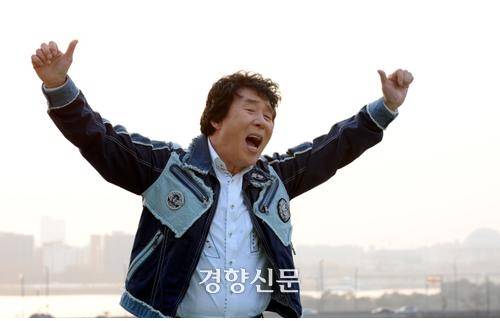 가수 송대관. 경향신문 자료사진