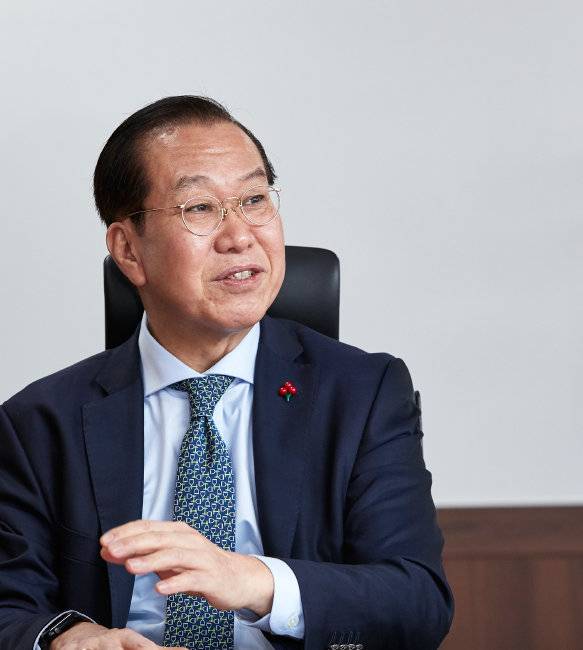 2022년 12월 6일 정부서울청사에서 만난 권영세 통일부 장관은 통일부 폐지론을 두고 “동북아 국제 정세에서 한반도 통일은 힘의 균형을 크게 변화시킬 수 있기 때문에 통일부는 더욱 필요하다”고 말했다. [홍중식 기자]