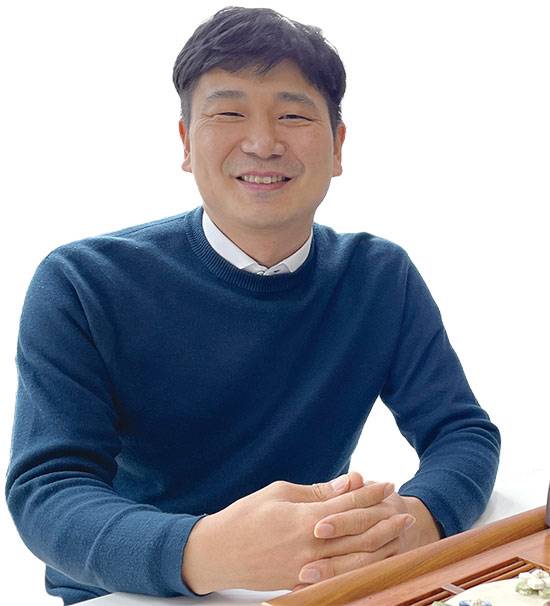 김하섭 메디프레소 대표 성균관대 시스템경영공학, 전 SK하이닉스 엔지니어,한국티소믈리에연구원 티 소믈리에 과정 이수 사진 양범수 기자