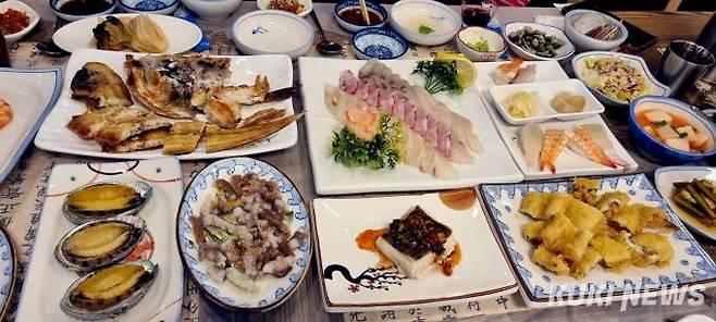 '대천두발횟집' 한상차림.