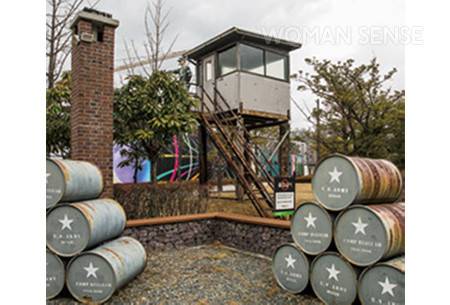 부산시민공원은 문화 예술 체험, 전시는 물론 어린이 놀이 시설, 애기동백 미로정원, 숲속북카페 등을 운영한다. 산책하기도, 휴식을 즐기기에도 더없이 알맞은 공간이다.