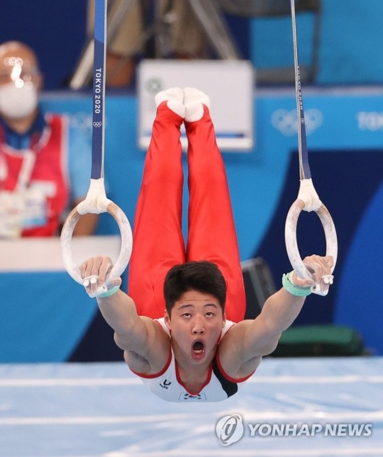 남자 기계체조 국가대표 류성현이  도쿄올림픽 남자 예선전에서 링 연기를 하는 모습. [연합뉴스 자료사진]