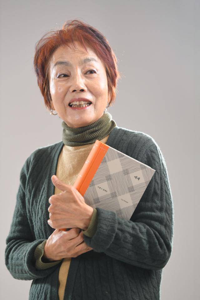 15년 공들인 '에세'··· 