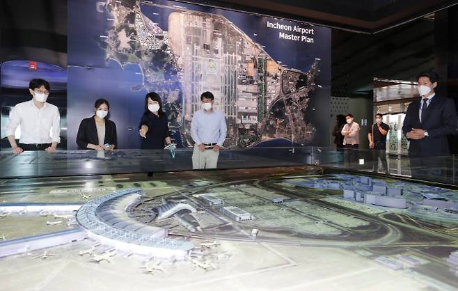 인천공항 제2여객터미널 홍보전망관에서 다양한 경품 증정 행사 등이 열린다. /사진=인천공항공사