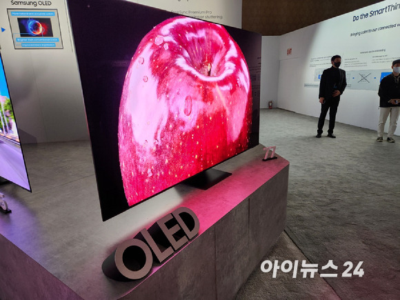 삼성전자 77형 OLED TV  [사진=민혜정 기자]