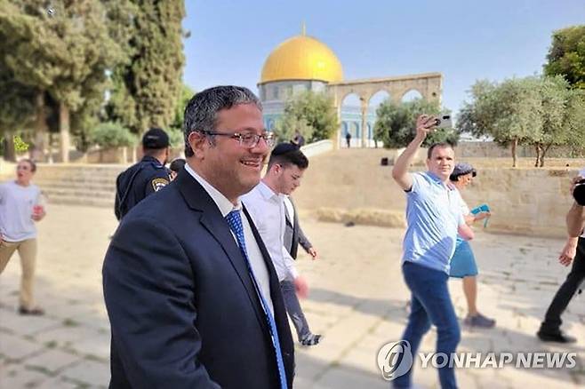 예루살렘 성지 방문을 강행한 이타마르 벤-그비르 이스라엘 국가안보장관. [AFP 연합뉴스 자료사진. 재판매 및 DB 금지]