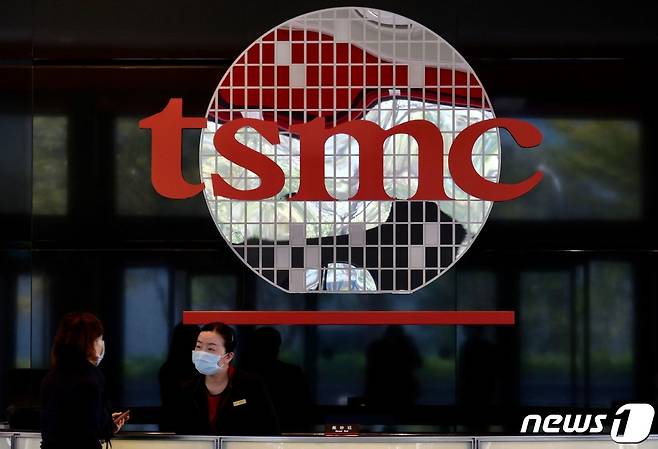 대만의 반도체 위탁생산(파운드리) 기업 TSMC 로고.  ⓒ AFP=뉴스1 ⓒ News1