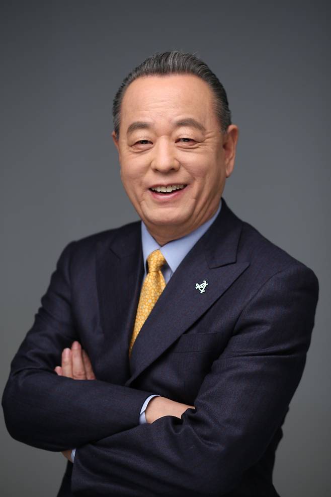 이중명 이사장