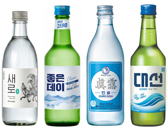 Four different brands of zero-sugar soju are currently on the market. From left, they are Chum Churum Saero, Good Day Soju, Jinro Soju and Daesun. [LOTTE CHILSUNG BEVERAGE, MUHAK, HITE JINRO, DAESUN DISTILLING]